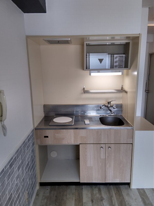 キッチン　同建物別号室の室内写真です。(404号室)