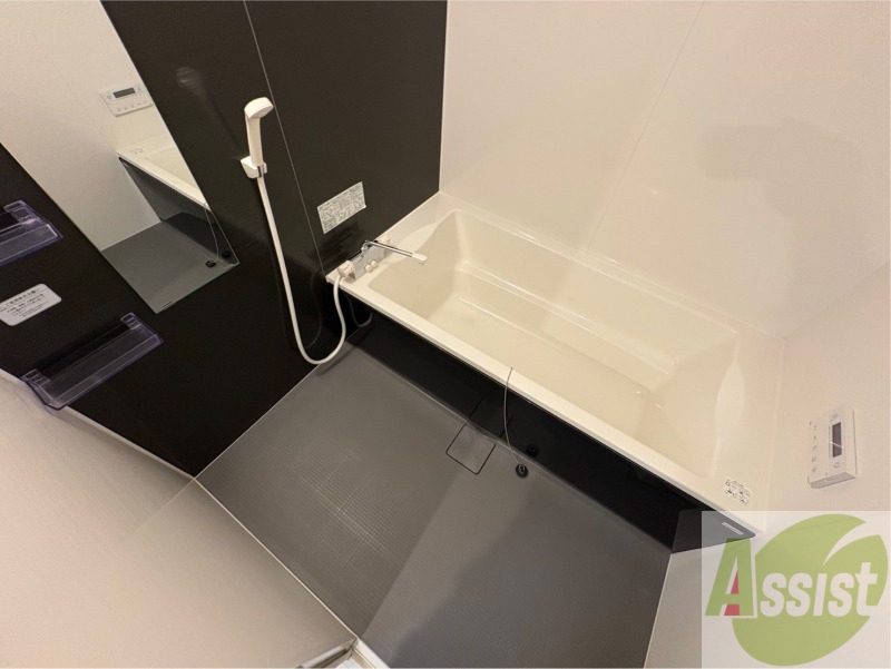 バス・シャワールーム　お風呂になります。一日の疲れを癒してくださいね。