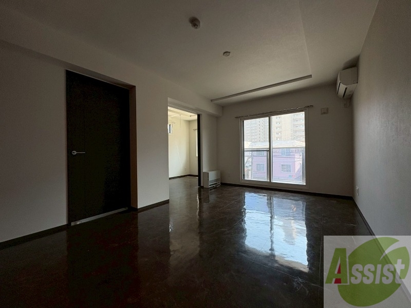 居室・リビング　広くてキレイなお部屋が広がっていて、充実した生活が送れそう。