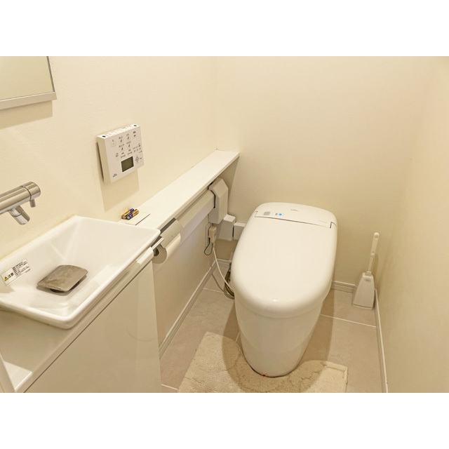 トイレ　トイレ