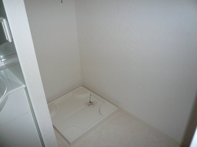 その他　【洗濯機置き場】写真は他号室です。