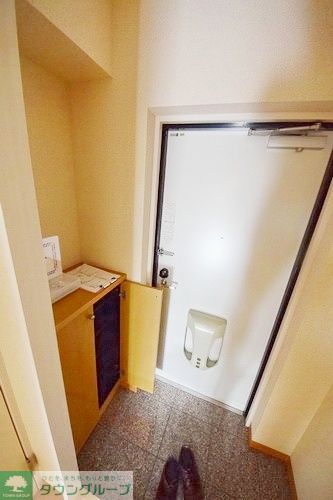 玄関　お部屋探しは【タウンハウジング蘇我店】にお任せ下さい♪