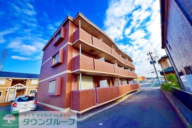 建物外観　お部屋探しはタウンハウジング蘇我店にお任せ下さい♪