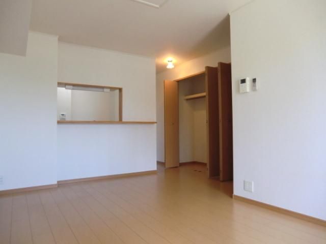 居室・リビング　南向き・日当たり良好・角部屋