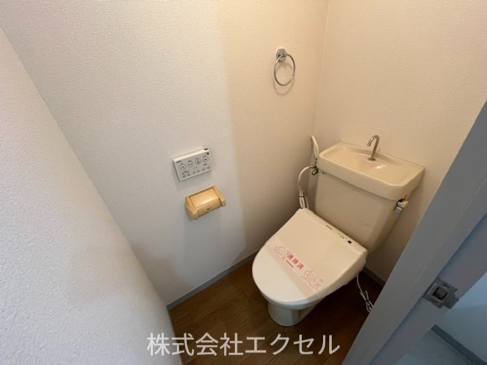 トイレ　清潔感のあるトイレです。