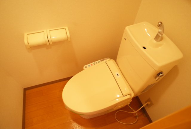トイレ　ウォシュレット