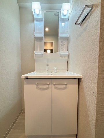 洗面設備　脱衣スペースもあります