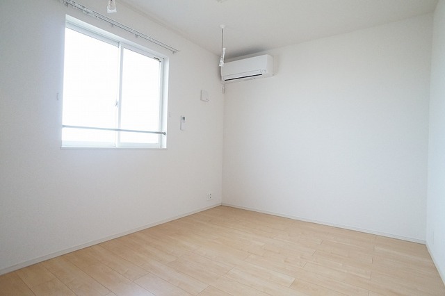 その他設備　エアコン２台完備