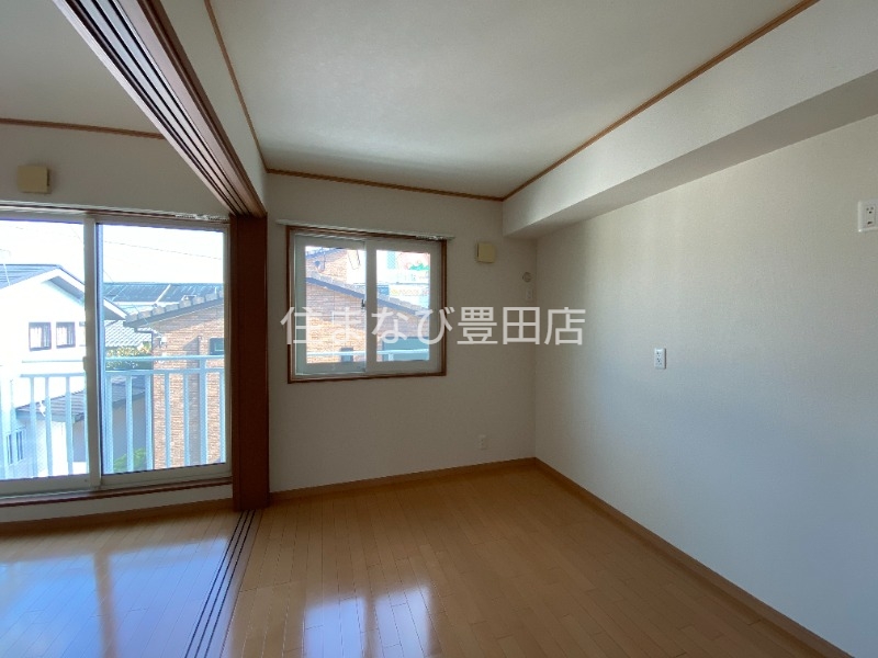 居室・リビング　同型タイプ