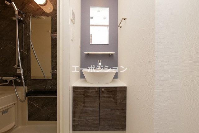 洗面設備　MELDIA CREST TAPP NAMBA-WEST