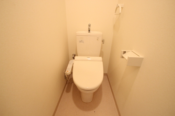 トイレ　※別部屋の写真です