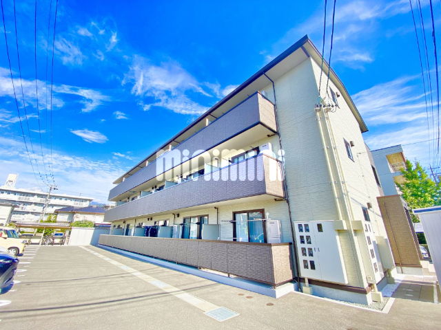 建物外観　南東側より撮影