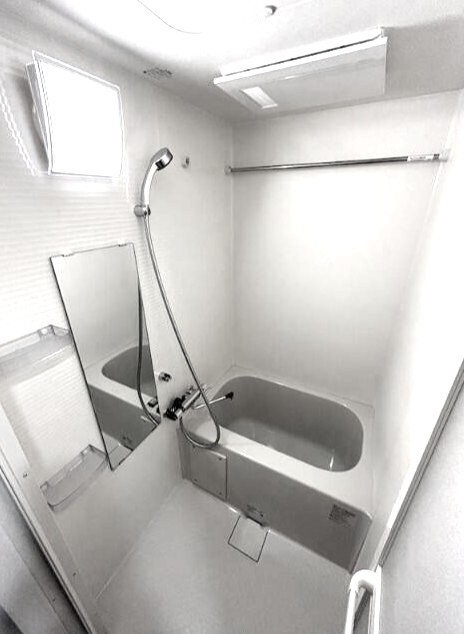 バス・シャワールーム　風呂