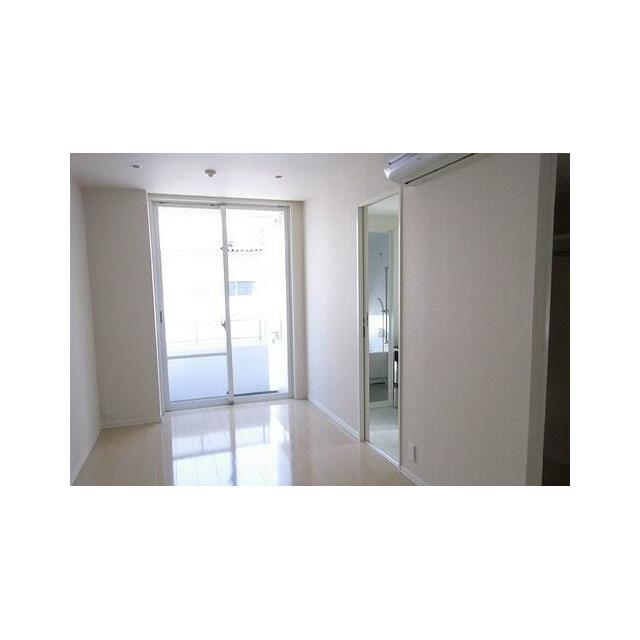 居室・リビング　洋室　※2012年11月撮影