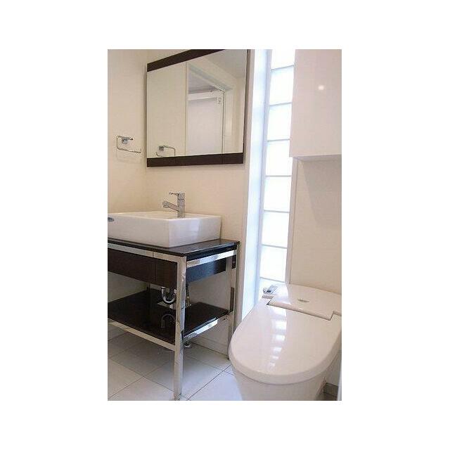 トイレ　トイレ　※2012年11月撮影