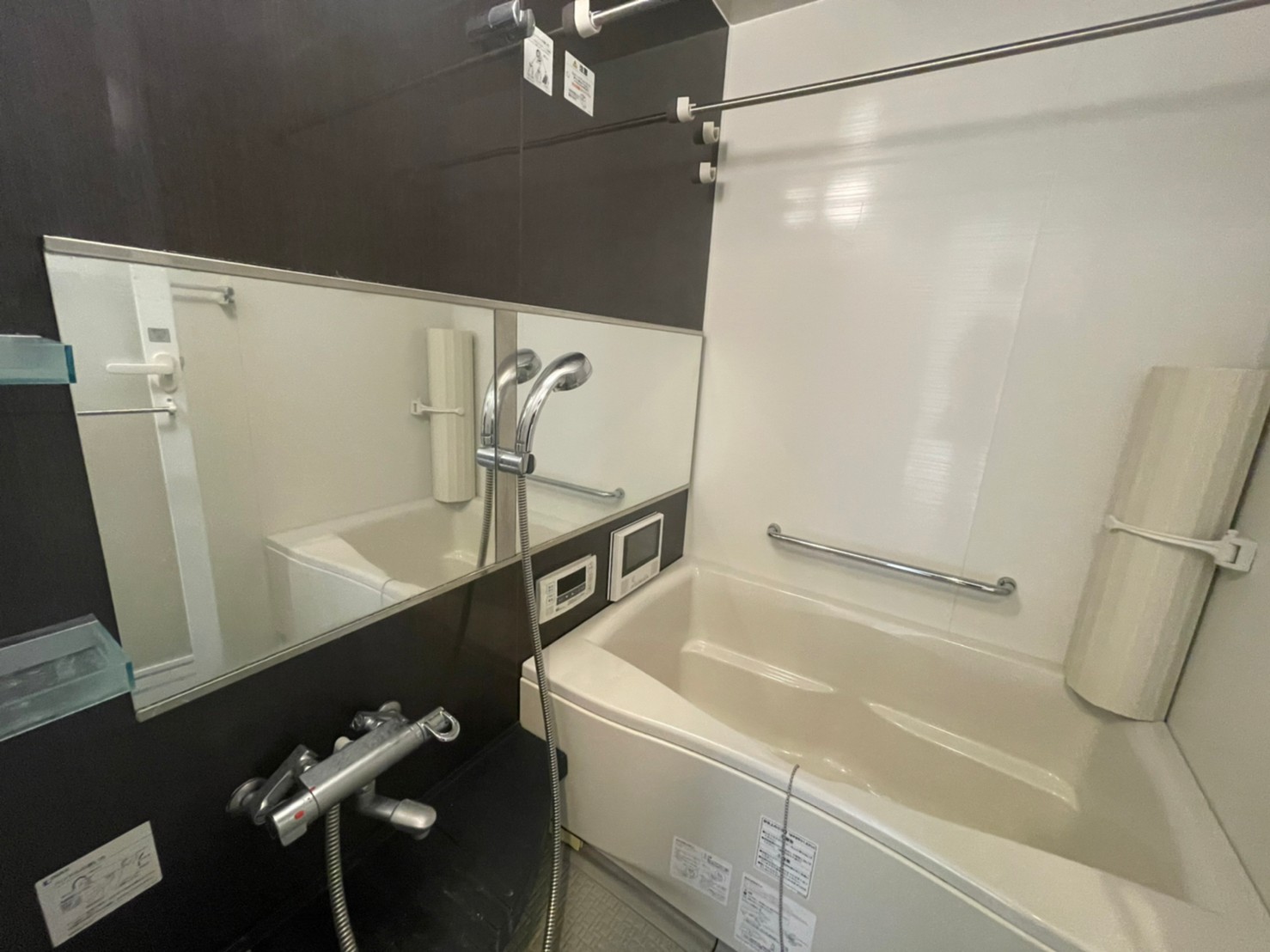 バス・シャワールーム　同タイプ同モデルを使用