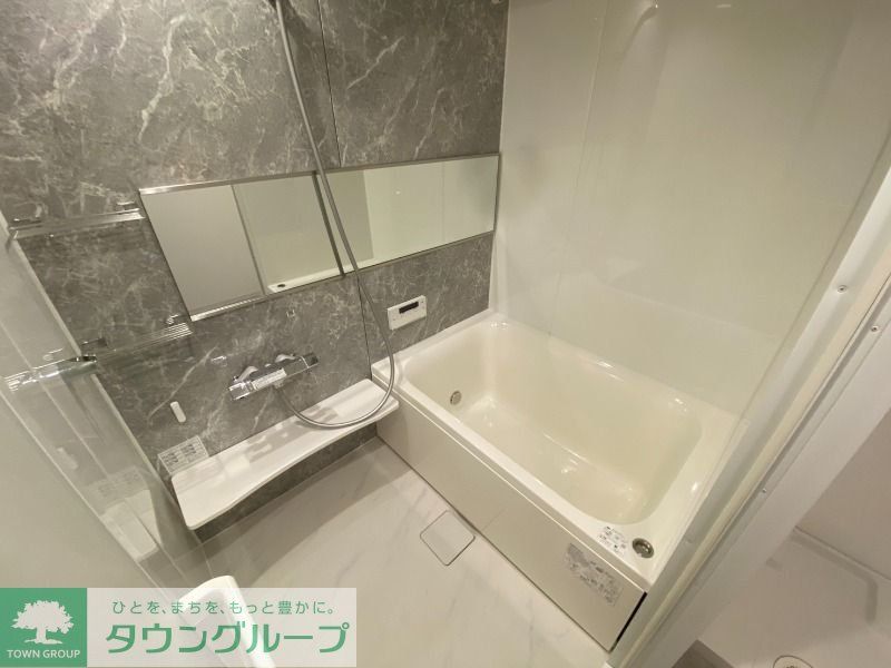 バス・シャワールーム　バス