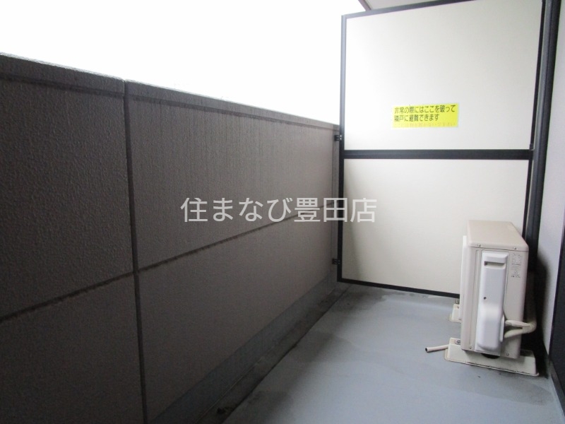 バルコニー　同型別部屋写真