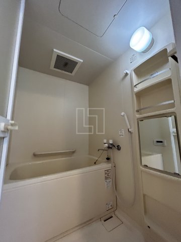 バス・シャワールーム　グラマシー立売堀　バスルーム