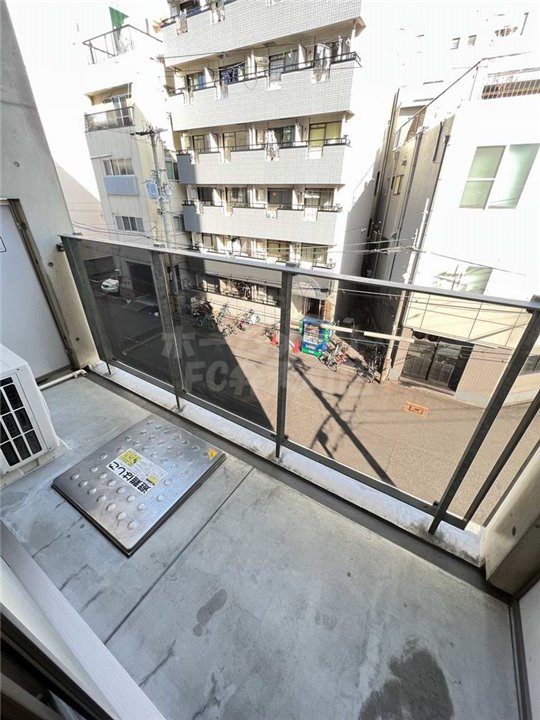 バルコニー　広々としたバルコニーです