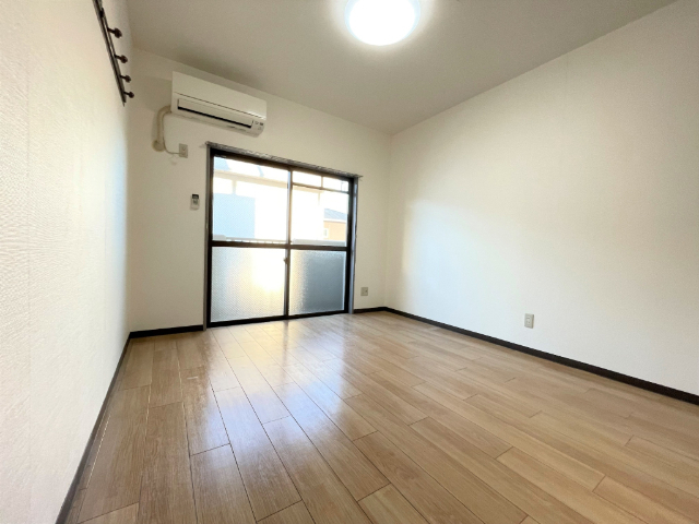 居室・リビング　洋室