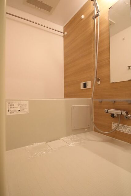 バス・シャワールーム　※別室の参考写真の為、現況優先です。