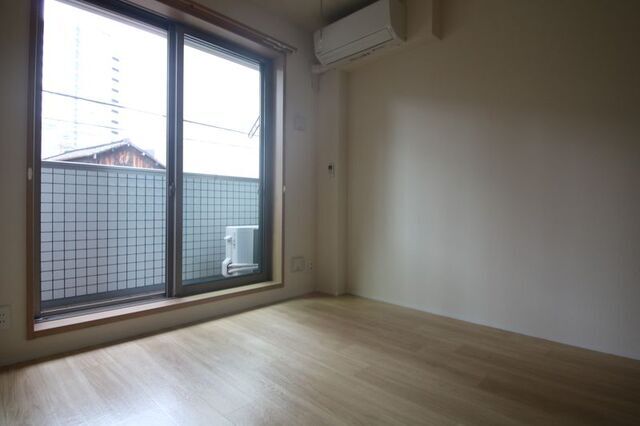 バルコニー　※別室の参考写真の為、現況優先です。