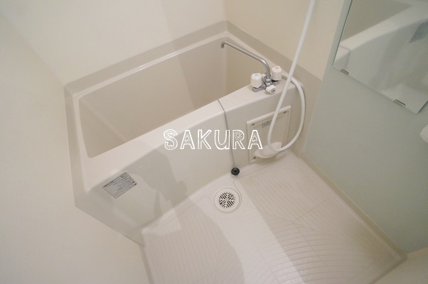 バス・シャワールーム　清潔感のある快適バスルーム♪