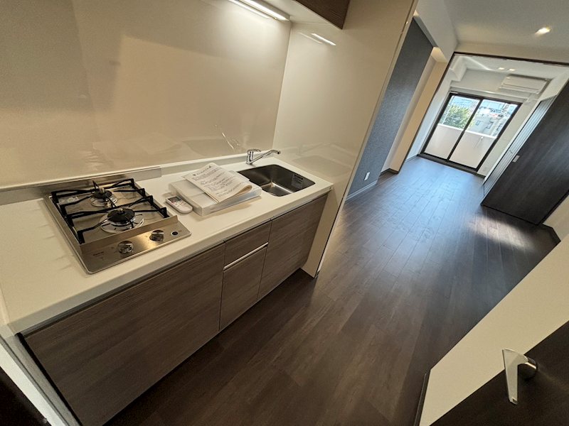 キッチン　※別号室参考写真です。