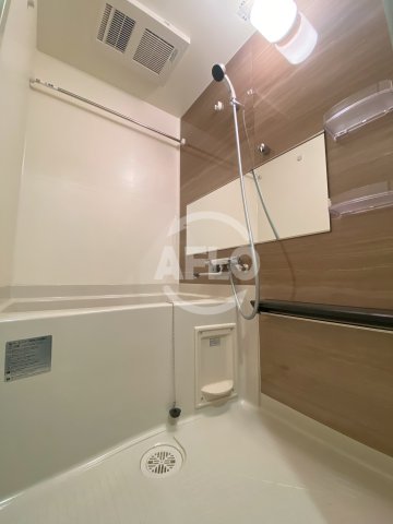 バス・シャワールーム　プレサンス天王寺勝山　浴室