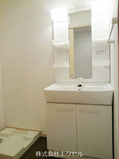 洗面設備　独立洗面台です。