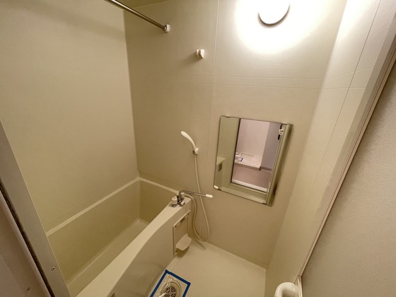 バス・シャワールーム　※別号室の写真です