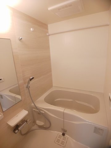 バス・シャワールーム　お風呂です