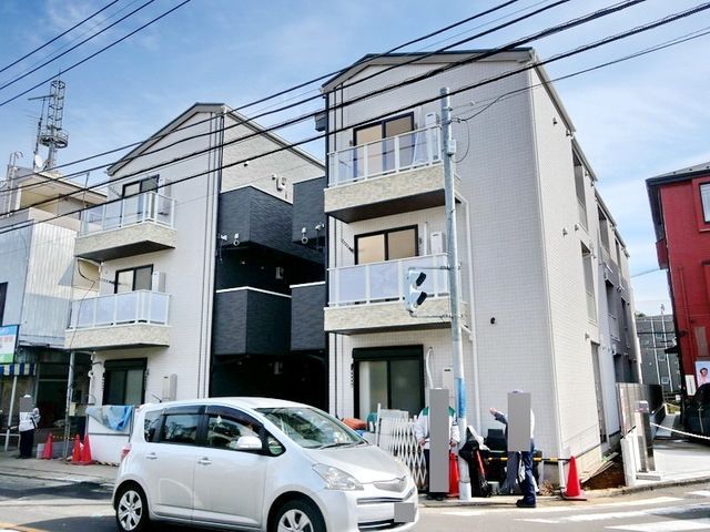 建物外観　★お部屋探しはタウンハウジング稲田堤店まで★