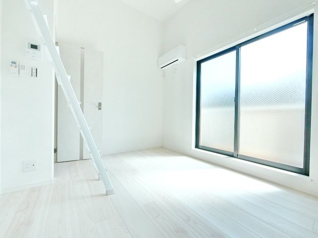 居室・リビング　★お部屋探しはタウンハウジング稲田堤店まで★