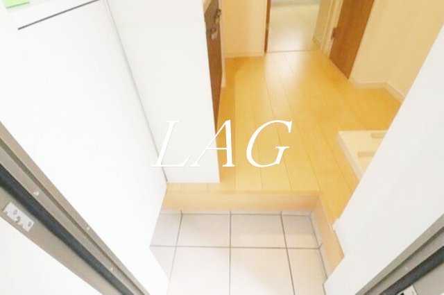 玄関　玄関です。