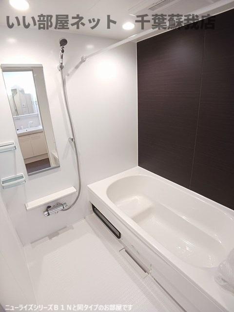 バス・シャワールーム　ゆったり過ごせるお風呂です