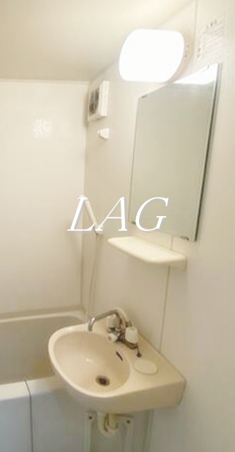 洗面設備　洗面台です。