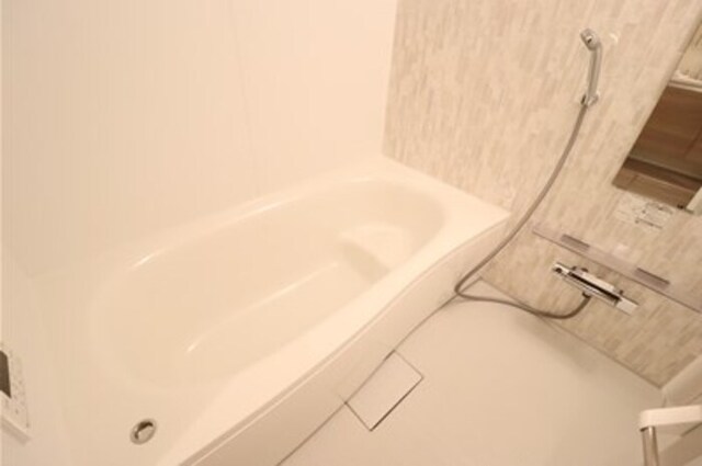 バス・シャワールーム　浴室