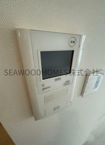 セキュリティ　モニター付きインターホンで急な来客でも安心です。