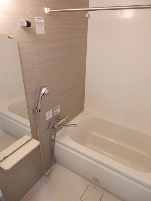 バス・シャワールーム　バスルーム