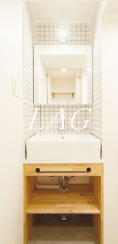 洗面設備　独立洗面台です。