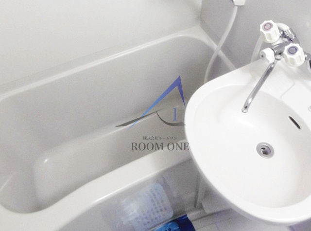 バス・シャワールーム　お風呂です。