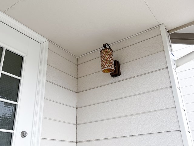 玄関　玄関ポーチライト