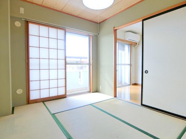 居室・リビング　写真は別のお部屋のイメージです