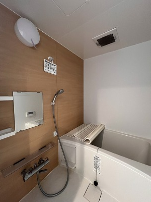 バス・シャワールーム　※別部屋参考写真