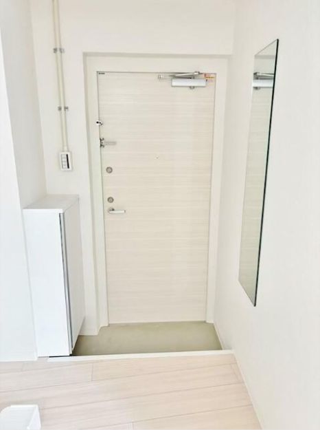 玄関　弊社は都内全域の物件をご紹介可能です！