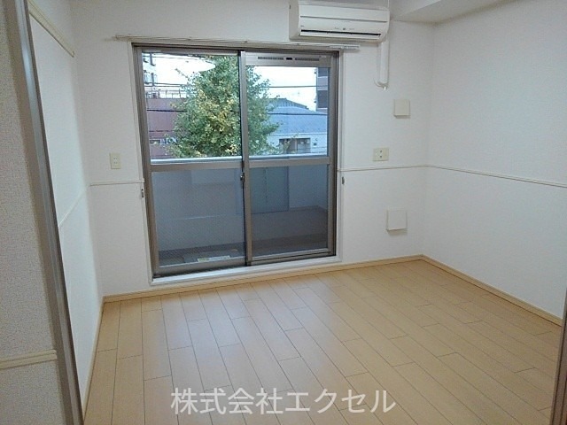 その他部屋・スペース　フローリングの室内です。