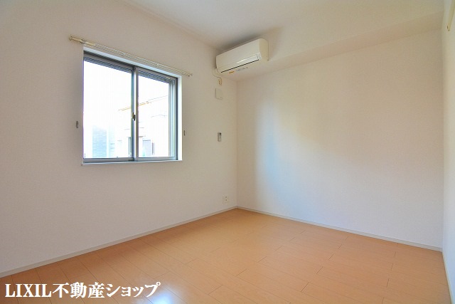 その他　６帖の洋室です。