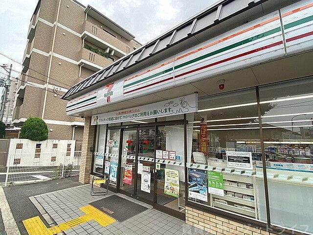コンビニ　セブンイレブン京都双ヶ丘店（コンビニ）まで243m